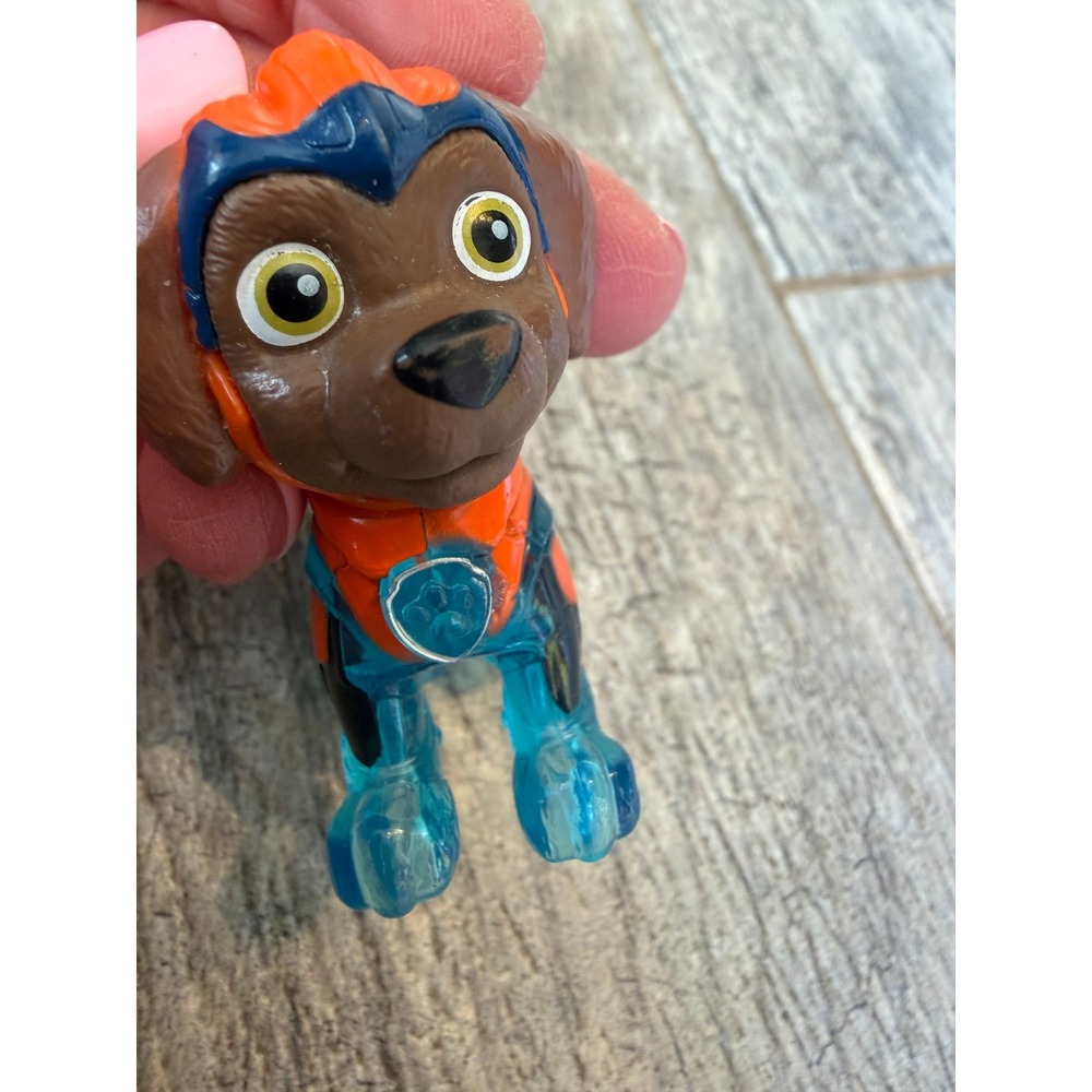 PAW Patrol Zuma Mighty Pups Super PAWs Toy Action Figure Light Up Puppy 2019
